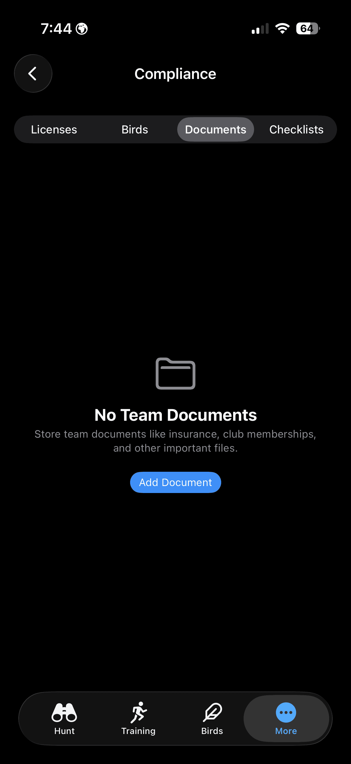 Almacenamiento y gestión de documentos de cumplimiento de FalconryLab